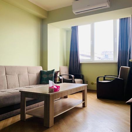Cozy apartment near Republic Square Erywań Zewnętrze zdjęcie